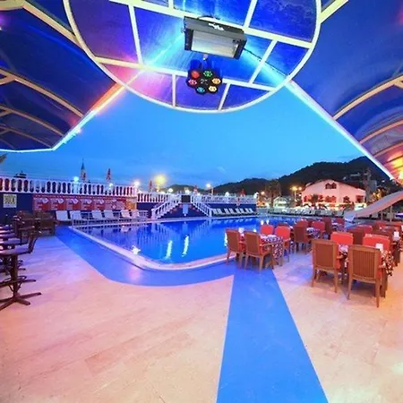 Отель Mustis Royal Plaza