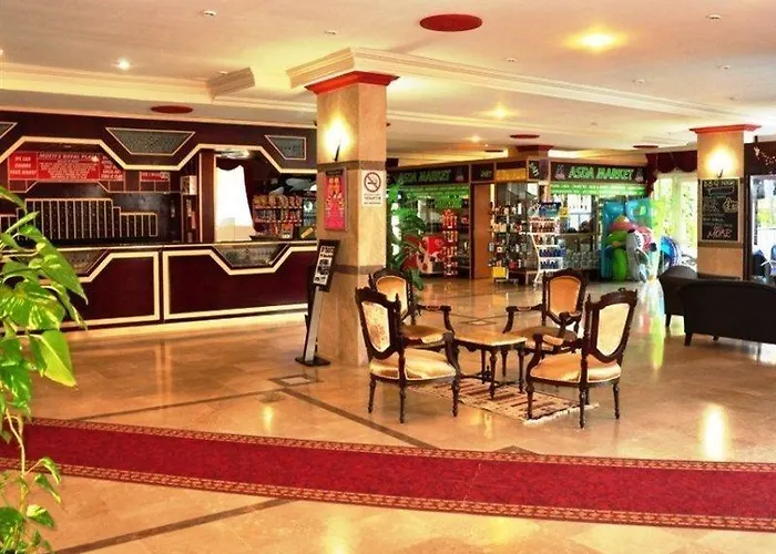 Mustis Royal Plaza מרמריס
