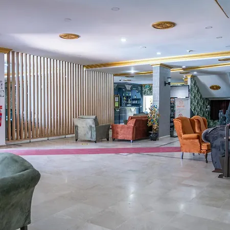 Mustis Royal Plaza 3*