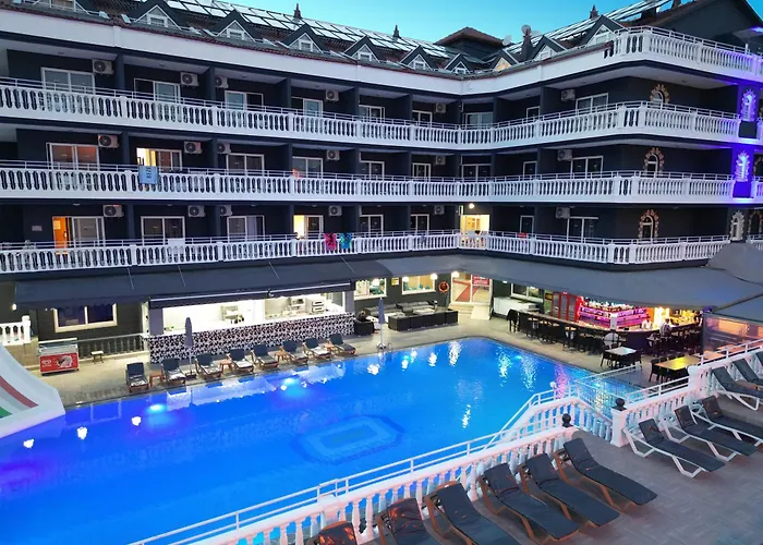 Hotel Mustis Royal Plaza