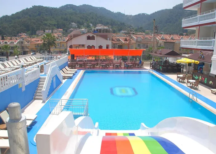 Hotel Mustis Royal Plaza