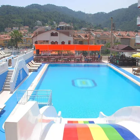 Hotel Mustis Royal Plaza