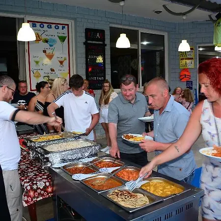 Mustis Royal Plaza 3*