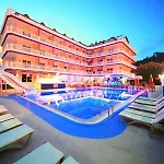 Otel Mustis Royal Plaza 3*