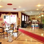 Mustis Royal Plaza Otel 3*